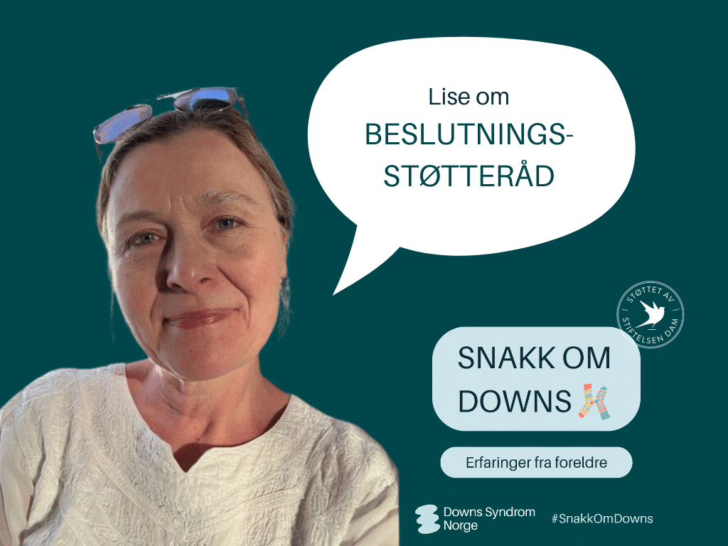 Kvinne som snakker i podkastepisode